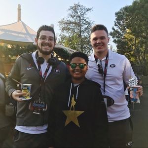 Meet your Posher, Nicholas